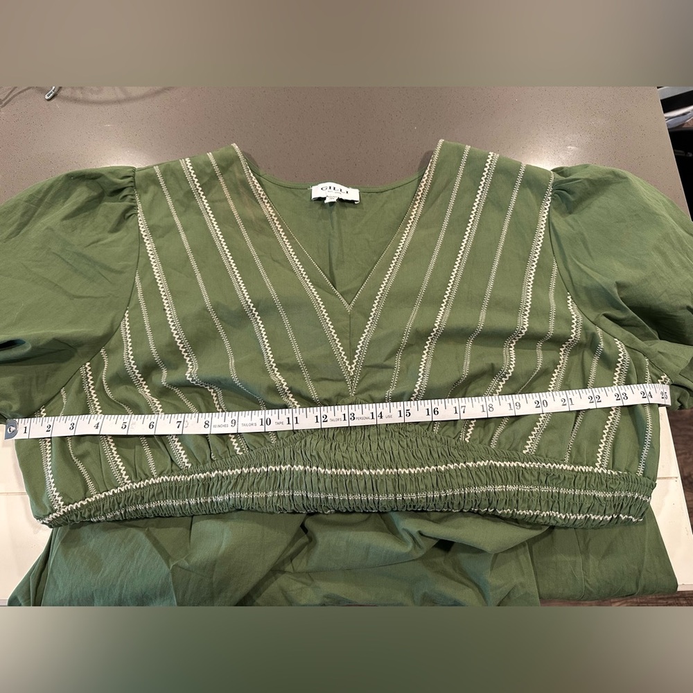 Gilli Green Midi Dress - Picture 7 of 7